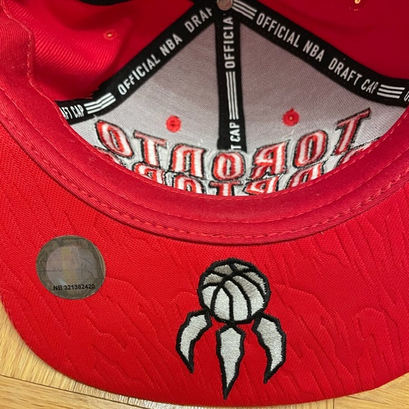 Toronto Raptors Adidas Snapback Cap - Picture 2 of 5